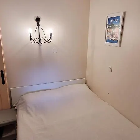 T2, Piscine, Terrasse, Plage, Parc Prive Apartment *